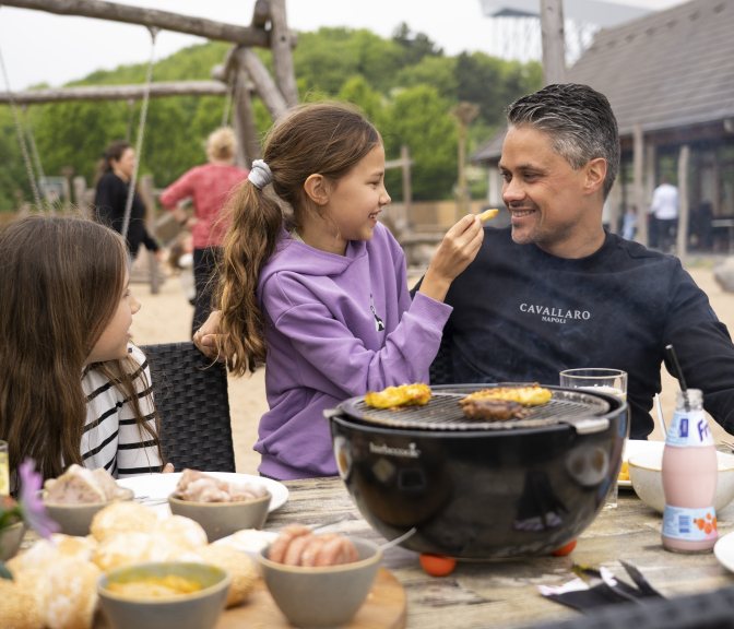 Tafelbarbecue (ALLEEN VADERDAG GEBRUIK)